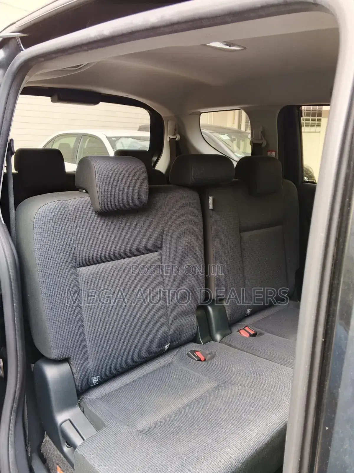 Toyota Sienta 2018 Black