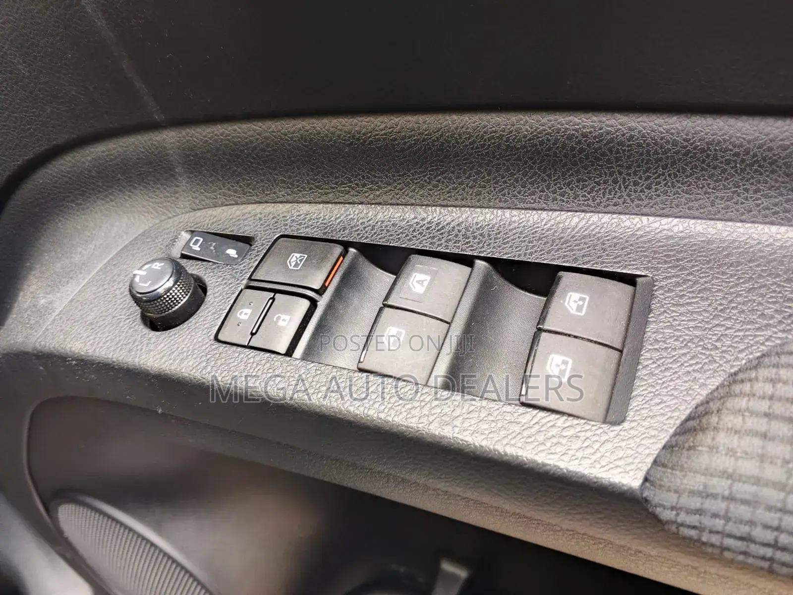 Toyota Sienta 2018 Black