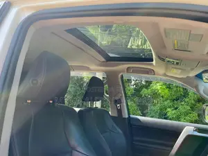 Toyota Land Cruiser Prado 2018 White