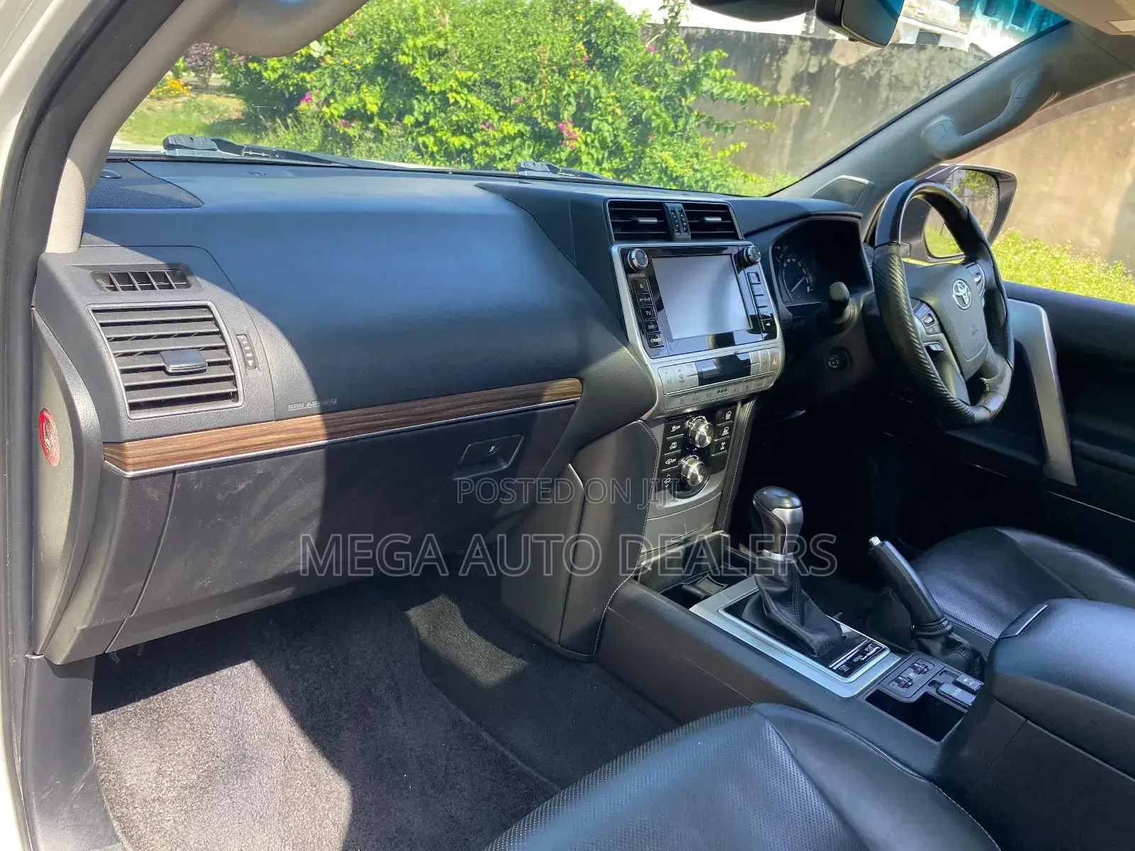 Toyota Land Cruiser Prado 2018 White