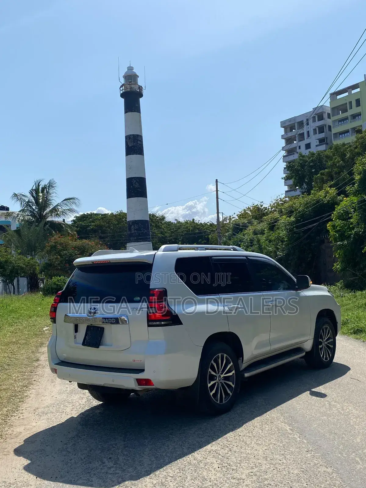 Toyota Land Cruiser Prado 2018 White