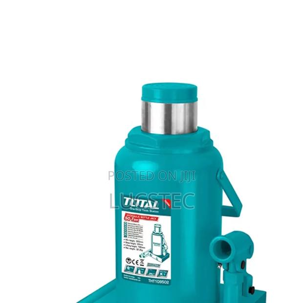 Total Hydraulic Bottle Jack 50t, Model Tht109502.