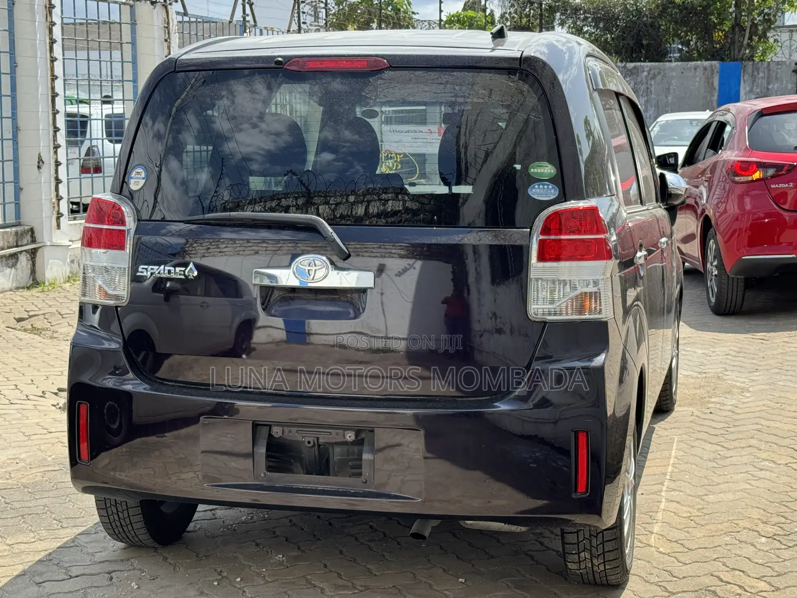 Toyota Spade 2019 Black