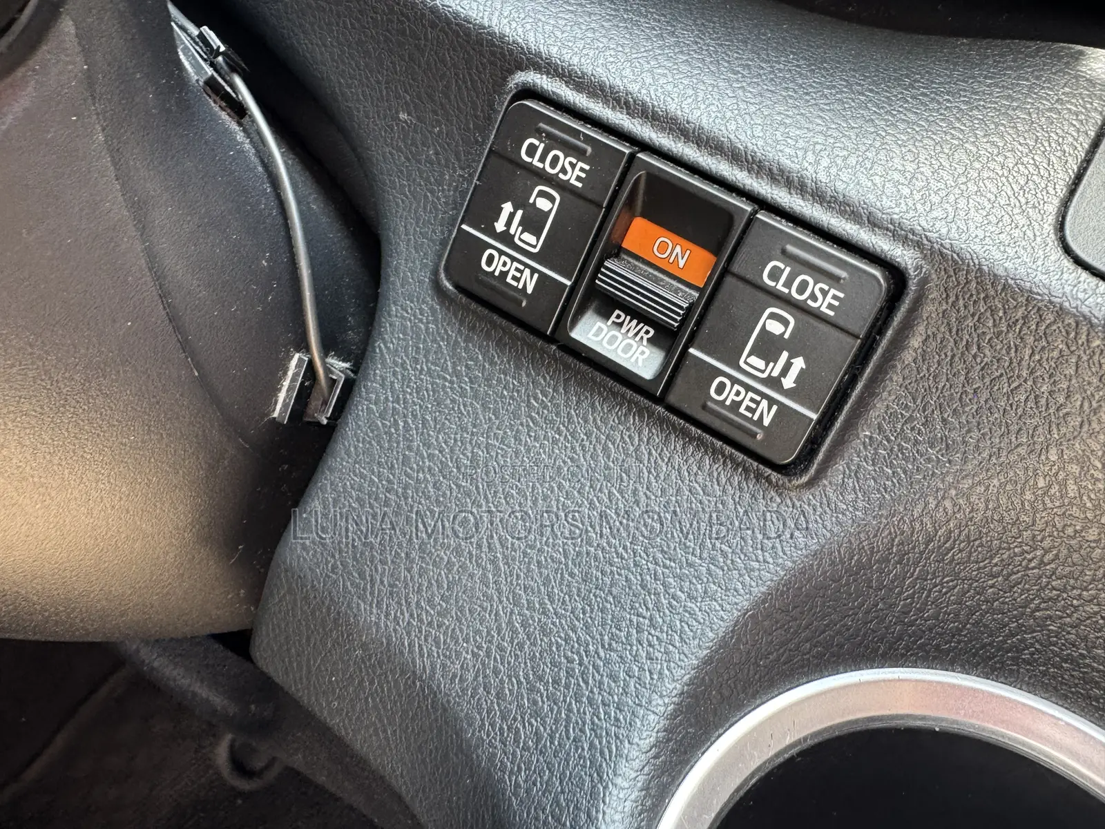 Toyota Sienta 2019 Brown