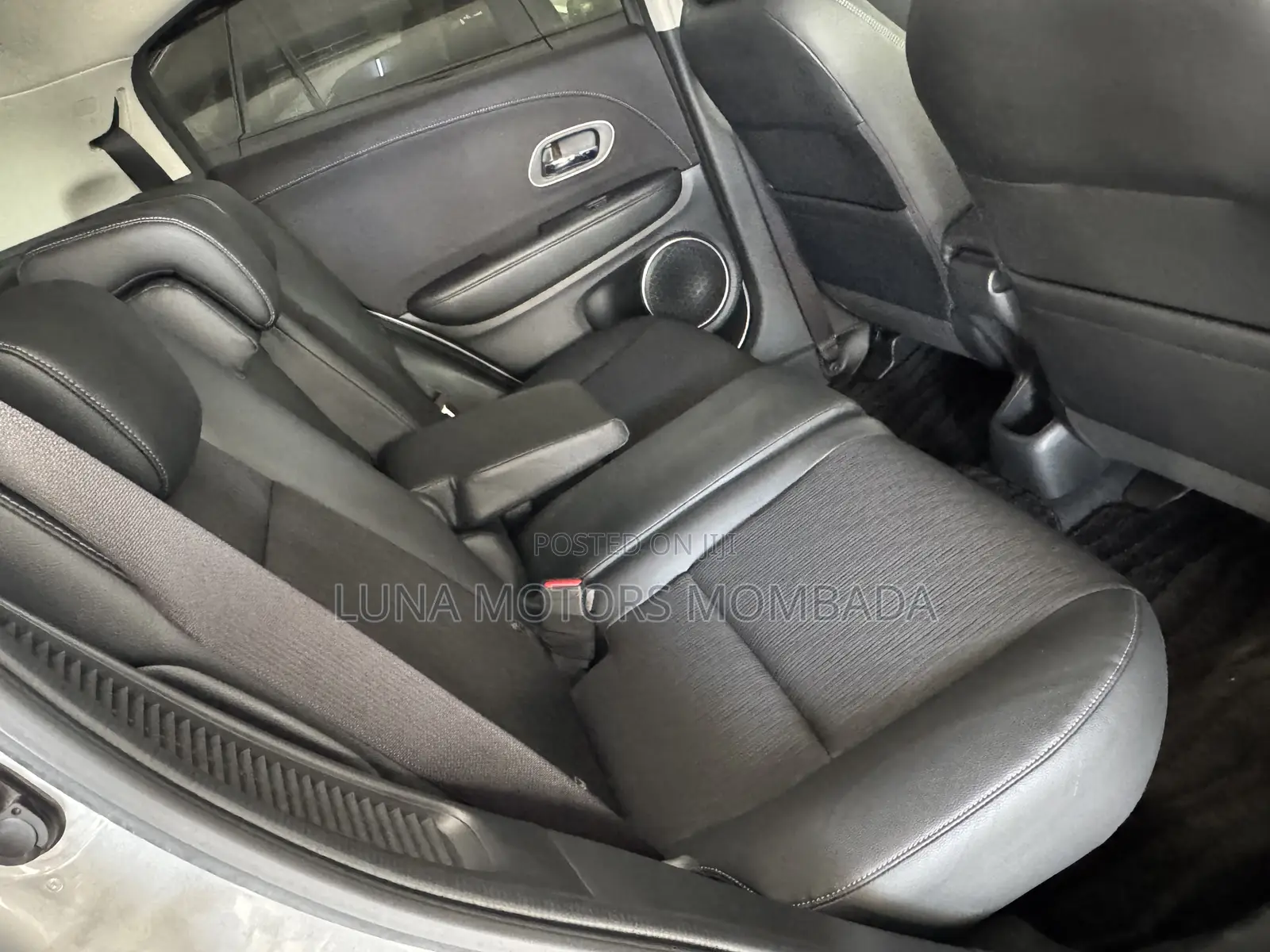 Honda Vezel 2019 Silver