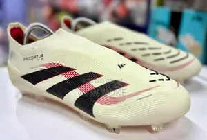 Addidas Predator 
40-45