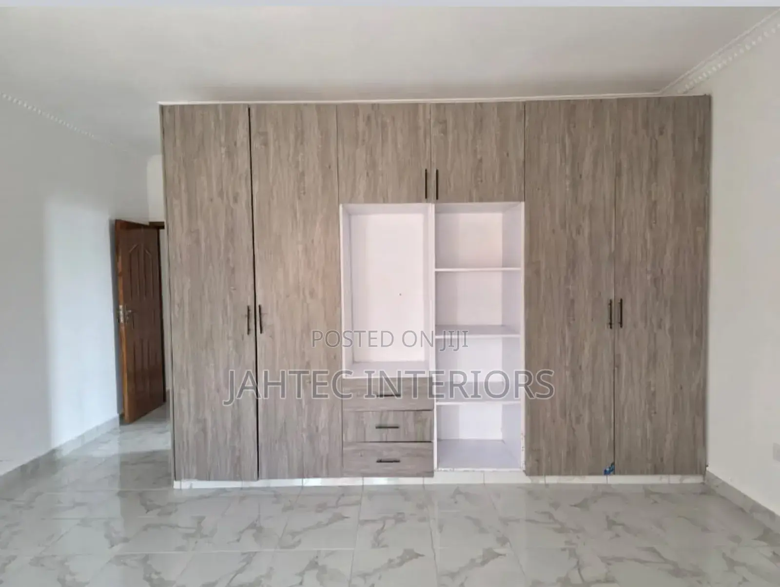 MDF Board Modern Wardrobes