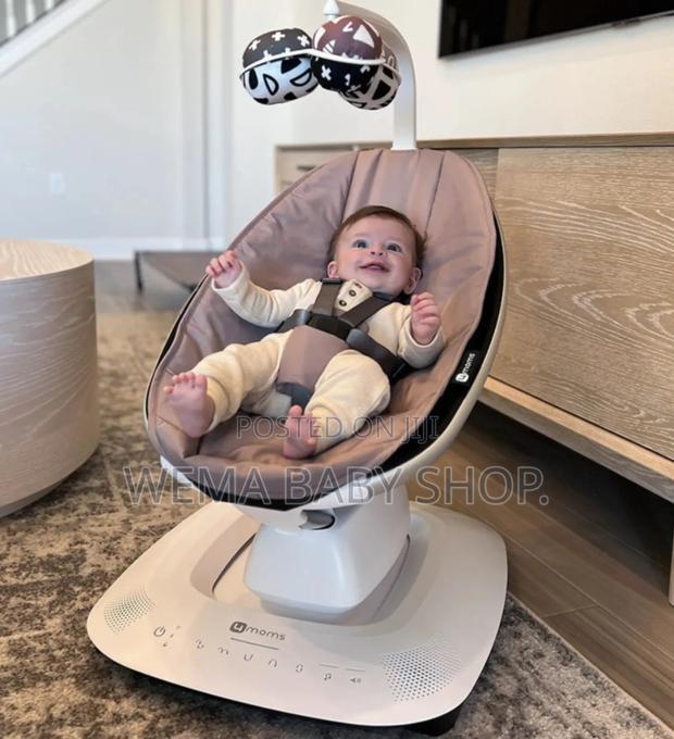4moms Mamaroo Multi-Motion Baby Swing
