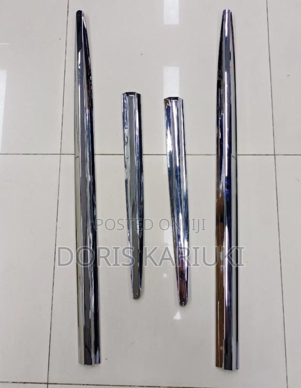 Toyota Harrier Door Chrome