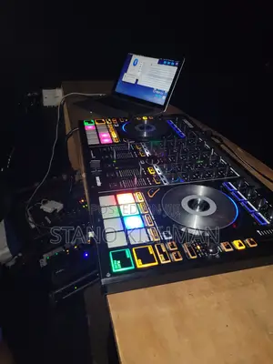 Dj,Mc and Sound System /Pa Systems Lights and Stages