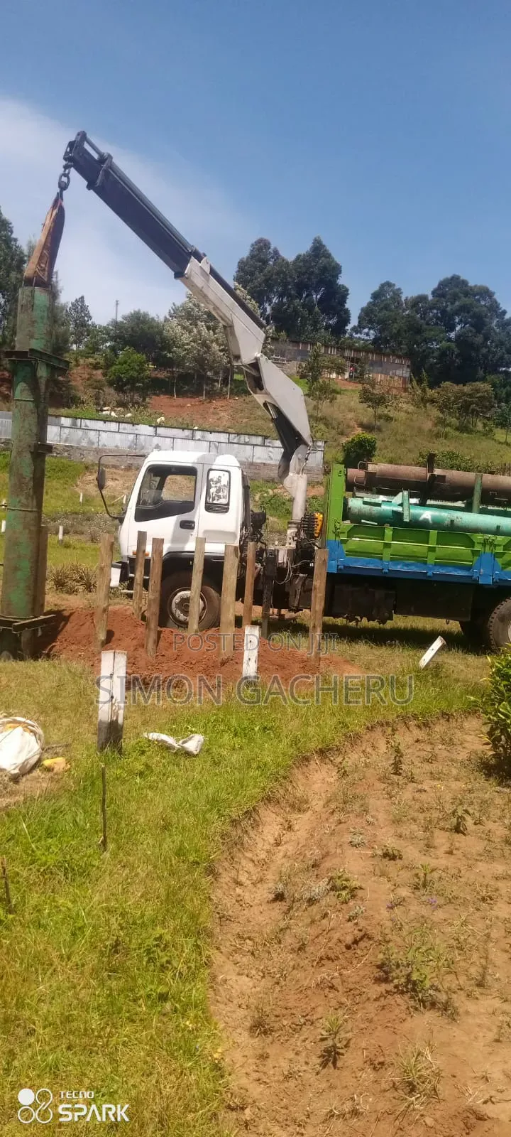 Heavy Lifting Service (Crane, Hiab, Forklift Etc)