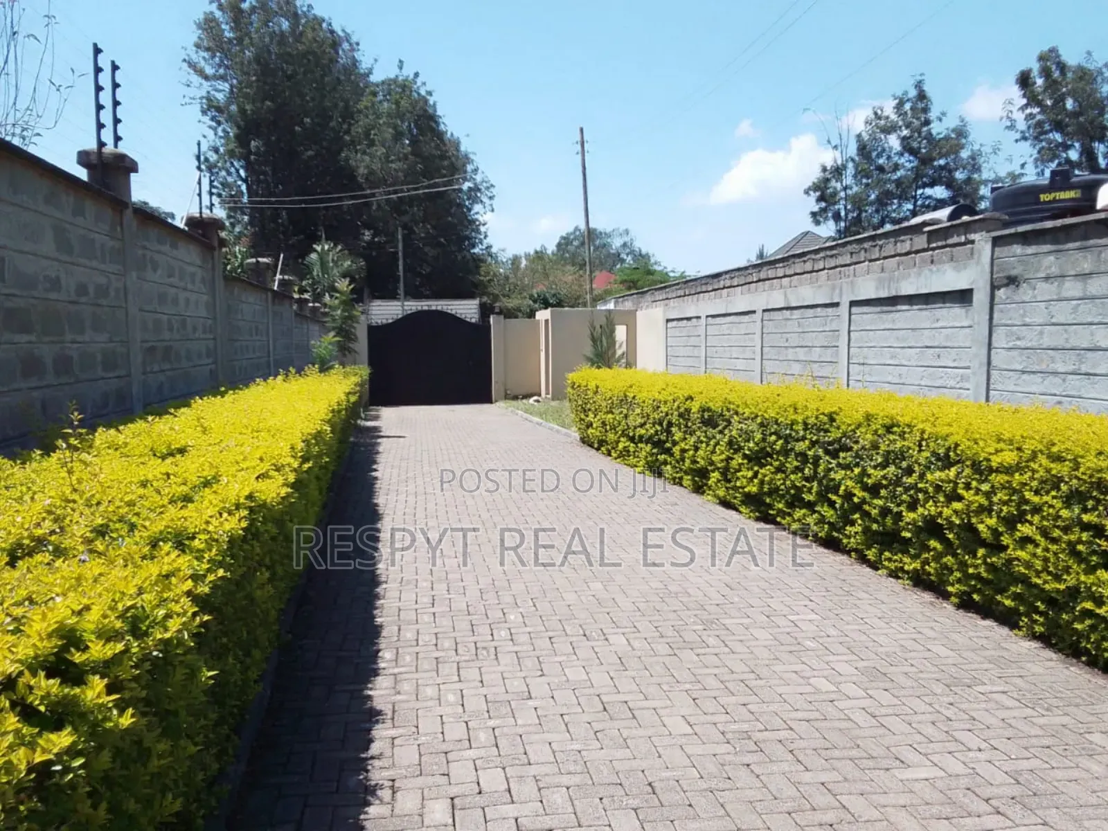 4bdrm House in Karen Plains for sale
