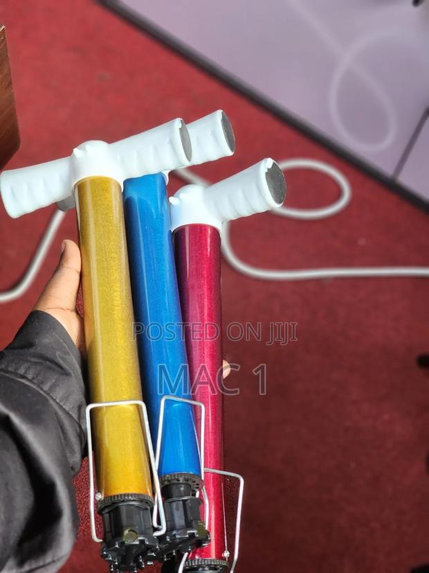 Ball Pump / Cycling Pumps Free Pin - main view