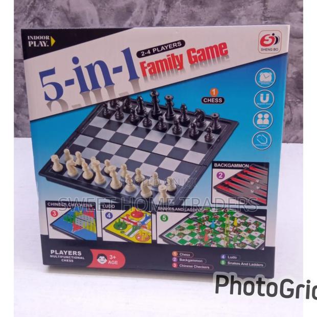 5 in 1 Family Board Game - main view