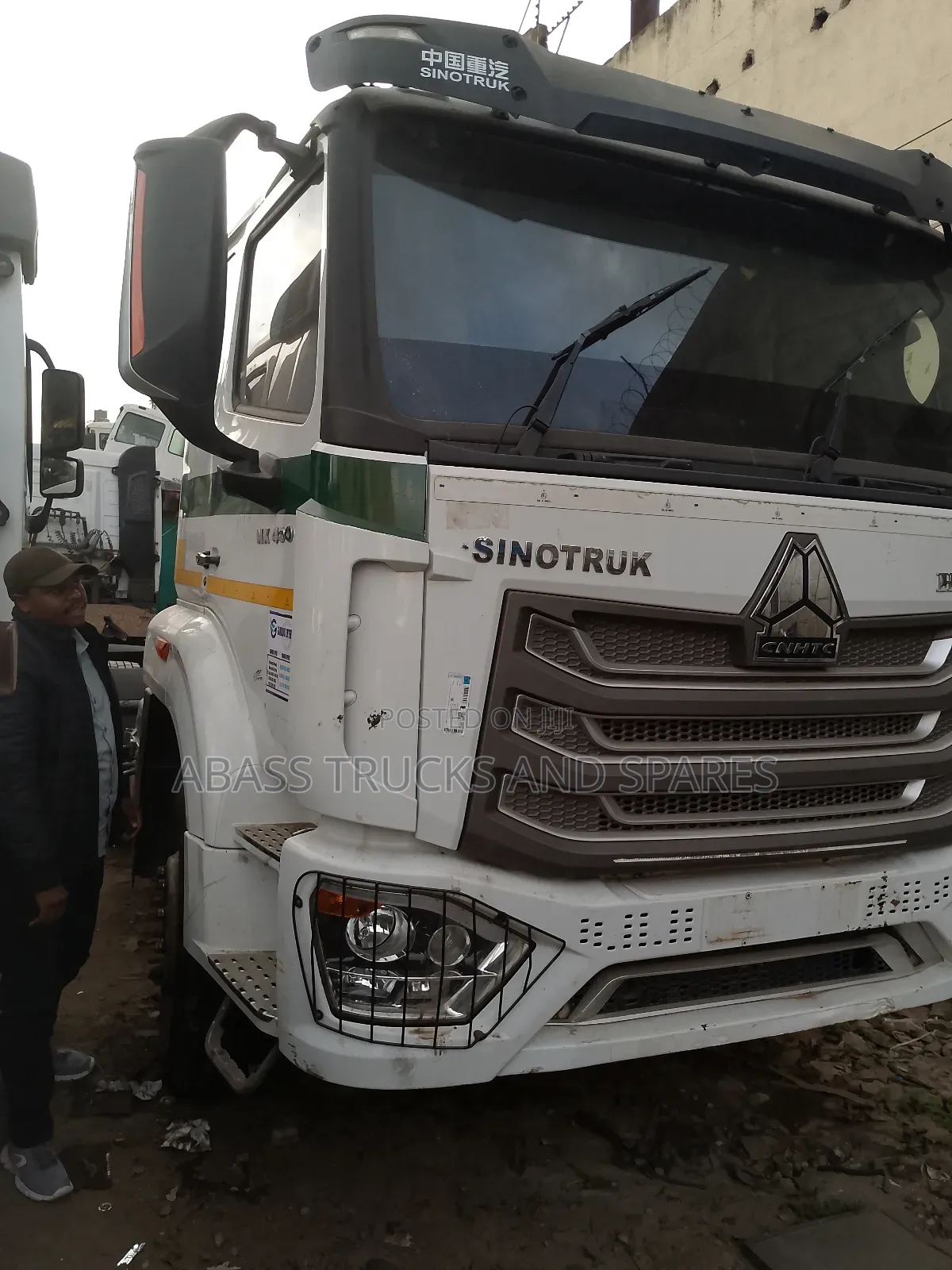 Sinotarck Howo Sevi Dubll Dev Original Isbirn KDM Howo 4m