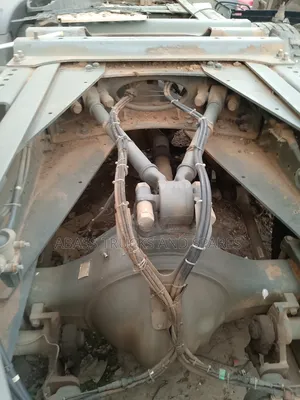 Sinotarck Howo Sevi Dubll Dev Original Isbirn KDM Howo 4m
