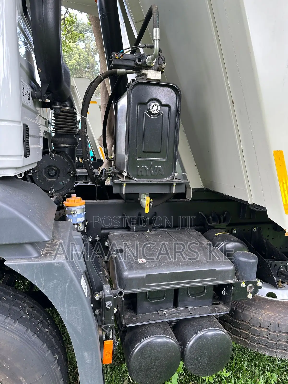 Mitsubishi Fuso Fj 2528 Tipper 6x4 - Euro 5 - 280 Horsepower