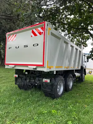 Mitsubishi Fuso Fj 2528 Tipper 6x4 - Euro 5 - 280 Horsepower