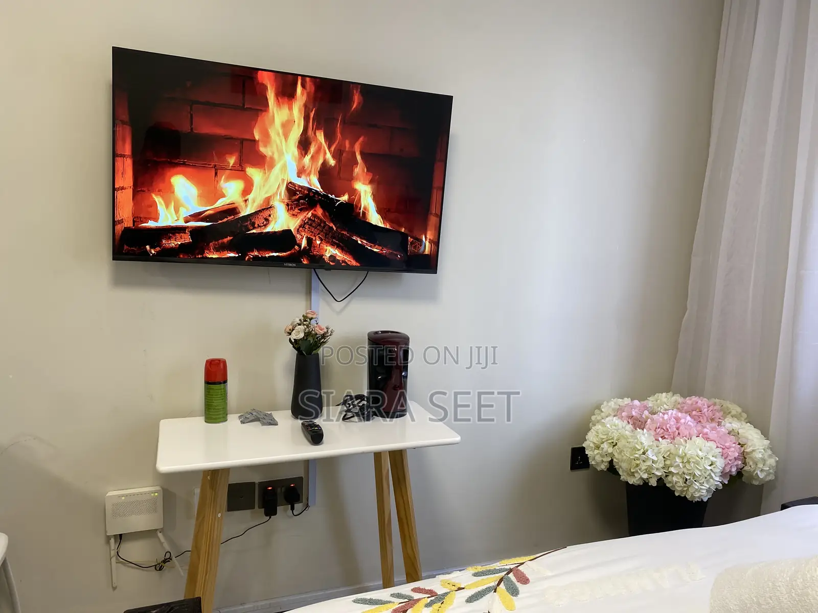Cozy, Furnished Studio Airbnb Behind Signature Mall