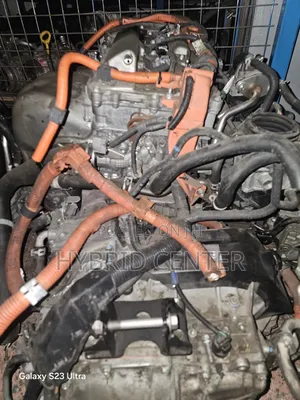 Toyotaharrier Hybrid New-Shape Engines and Gear Boxes (Top)