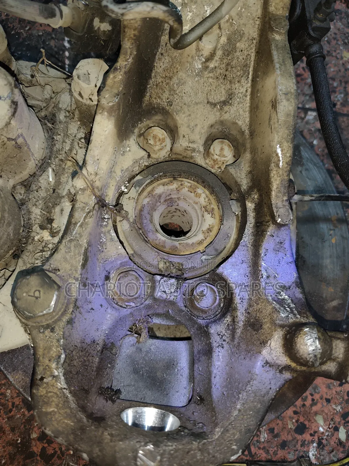 Front Hub For Nissan Fuga