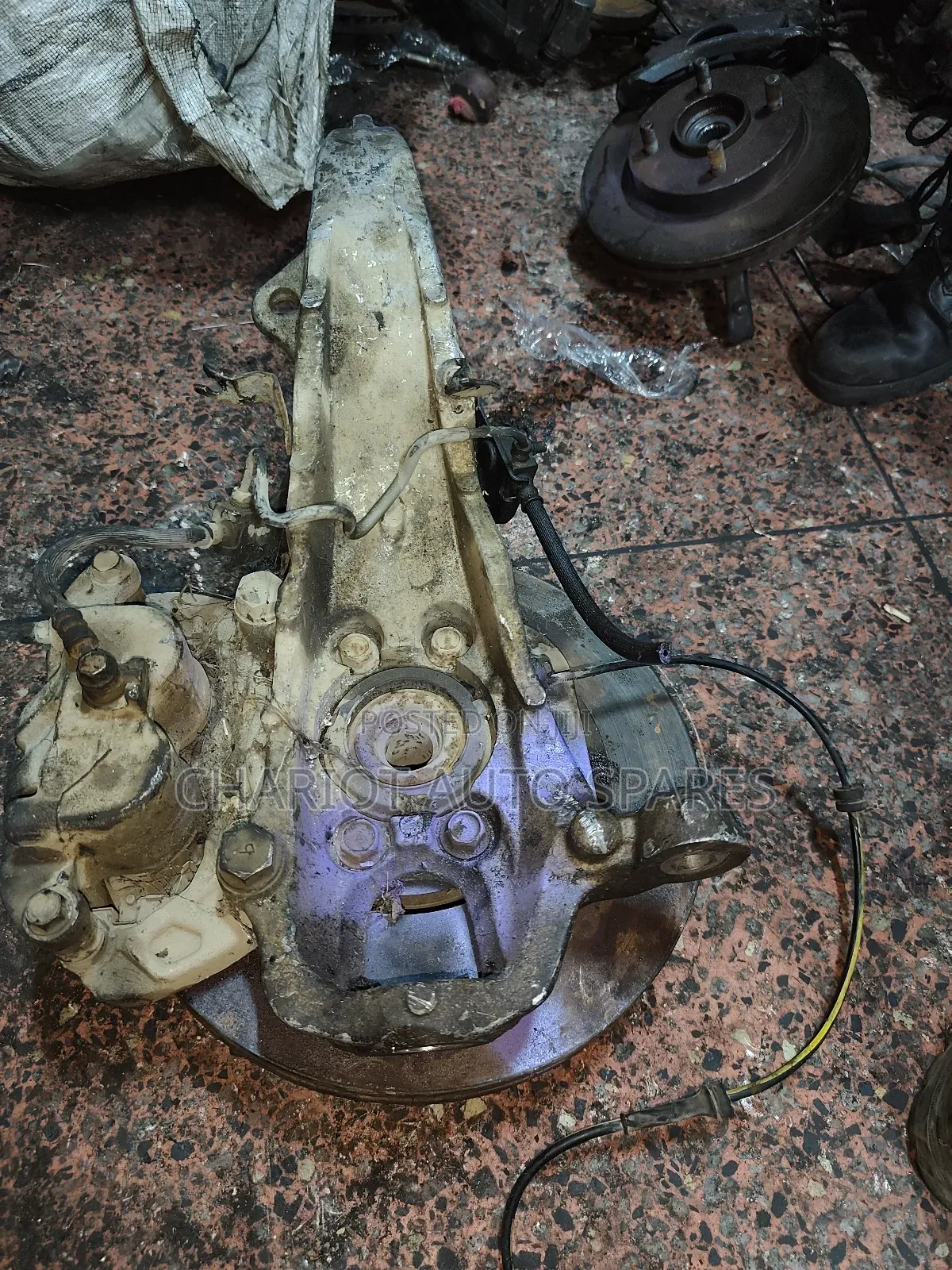 Front Hub For Nissan Fuga