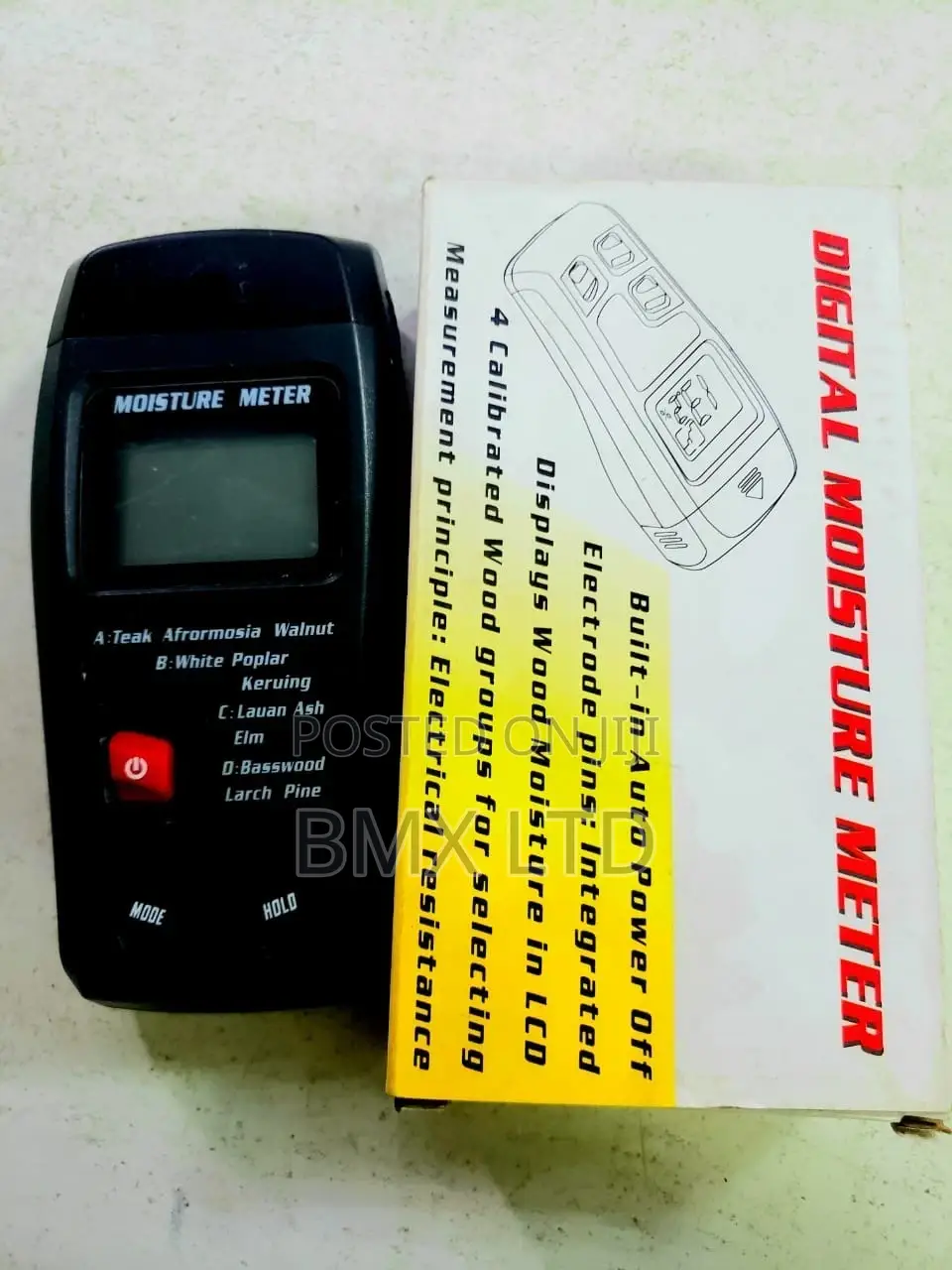 Wood Moisture Meter – Perfect for Carpenters