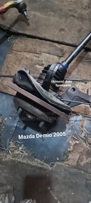 Mazda Demio 2005 Hub