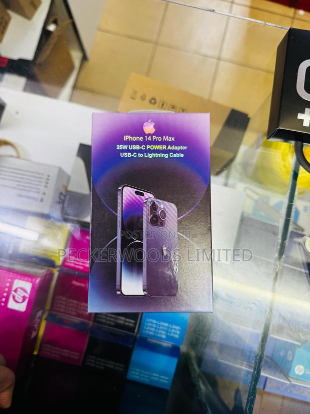 iPhone 14 Pro Max Complete Charger! C to Lightning 25w