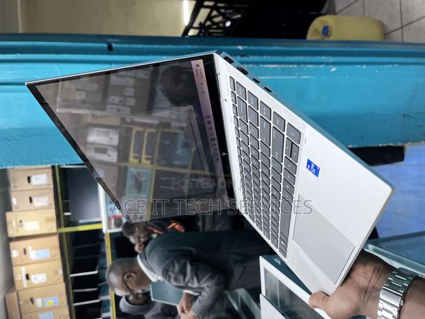 Laptop HP EliteBook 1040 G8 16GB Intel Core I7 SSD 512GB