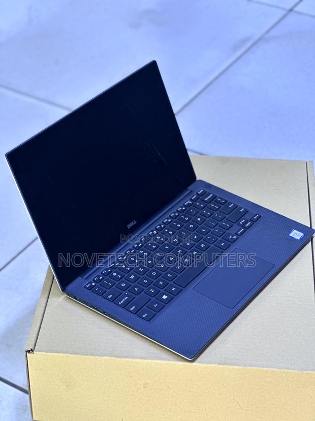 Laptop Dell XPS 13 9360 8GB Intel Core I5 SSD 256GB - thumbnail 2