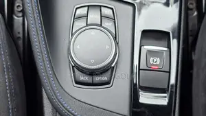 BMW X1 sDrive28i 4dr SUV (2.0L 4cyl Turbo 8A) 2015 Matt Black