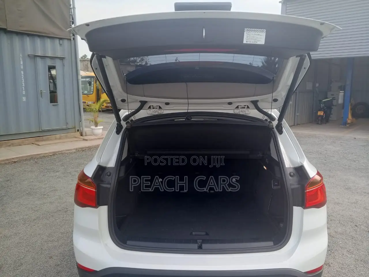 BMW X1 xDrive28i AWD 2017 White