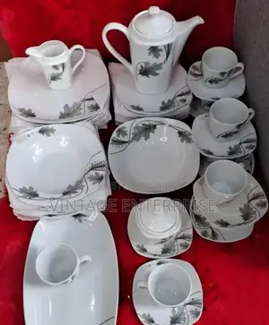 47pcs Dinner Set