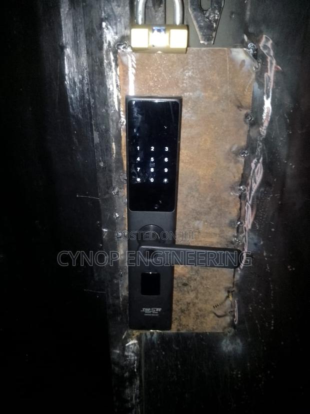 Smart Wifi Door Locks With Passcode