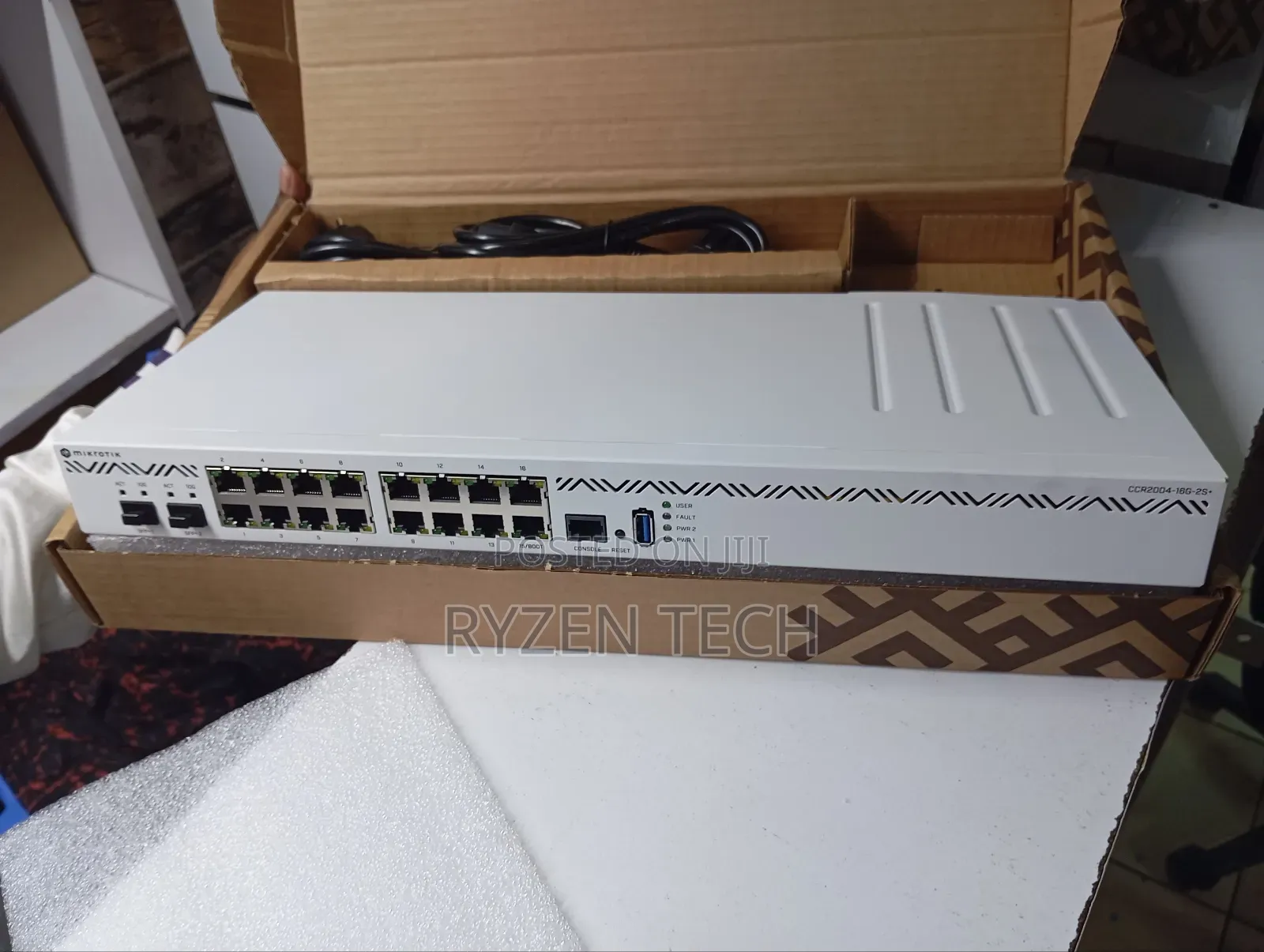 Mikrotik Ccr2004-16g-2s+