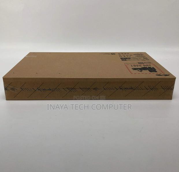 New Laptop HP 250 G10 8GB Intel Core I7 SSD 512GB - main view