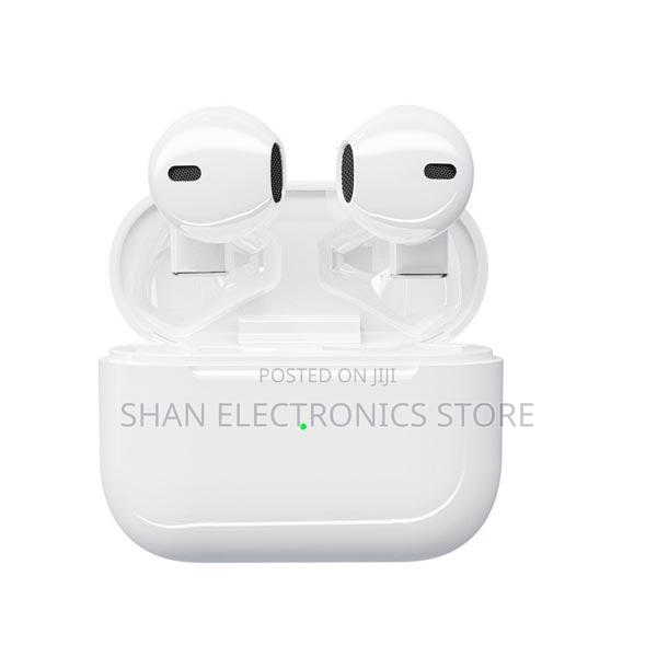 Original Pro 5s Earpods With Wireless Charging Case - main view