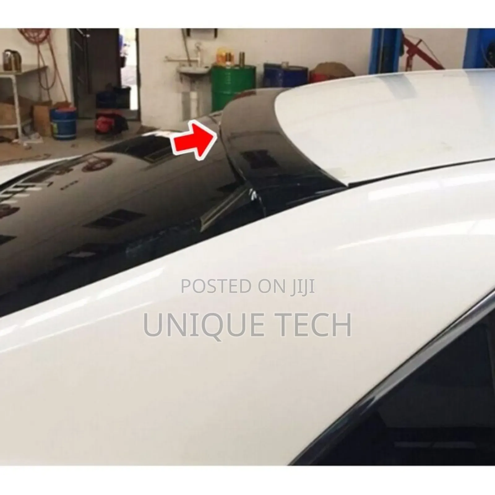 Sleek Roof Spoiler for Mark X – Sporty Rear Design