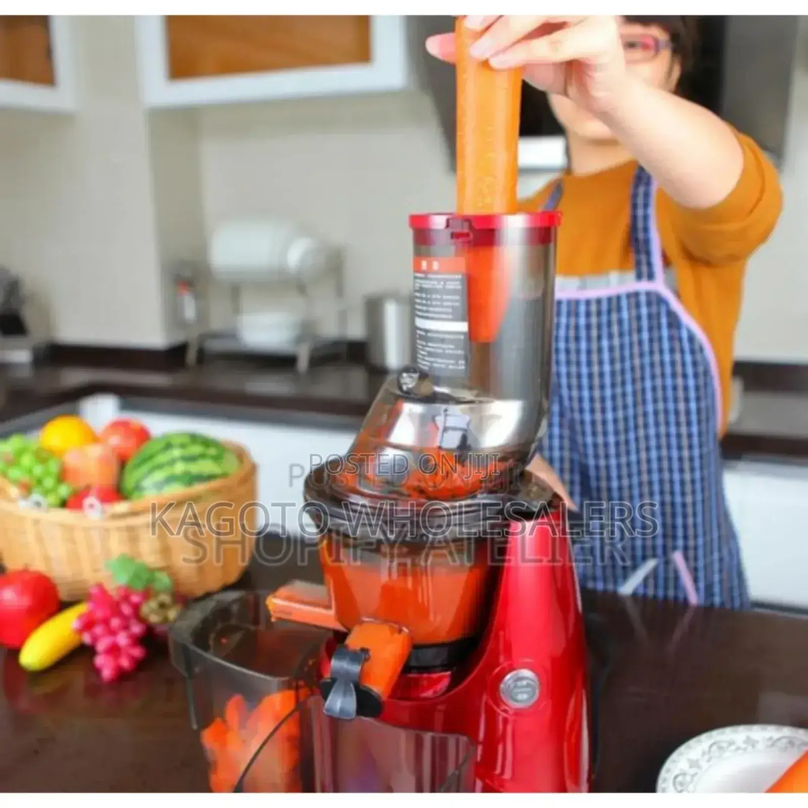 Smooth Juicer. Starlux Slow Juicer
