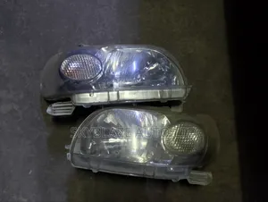 Toyota Porte Headlights Non Xenon