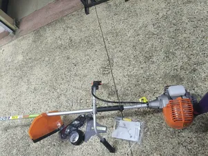 4 Stroke Brush Cutter /