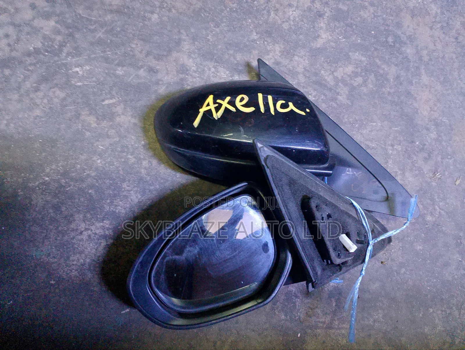 Mazda Axella 2008-2012 Sidemirror
