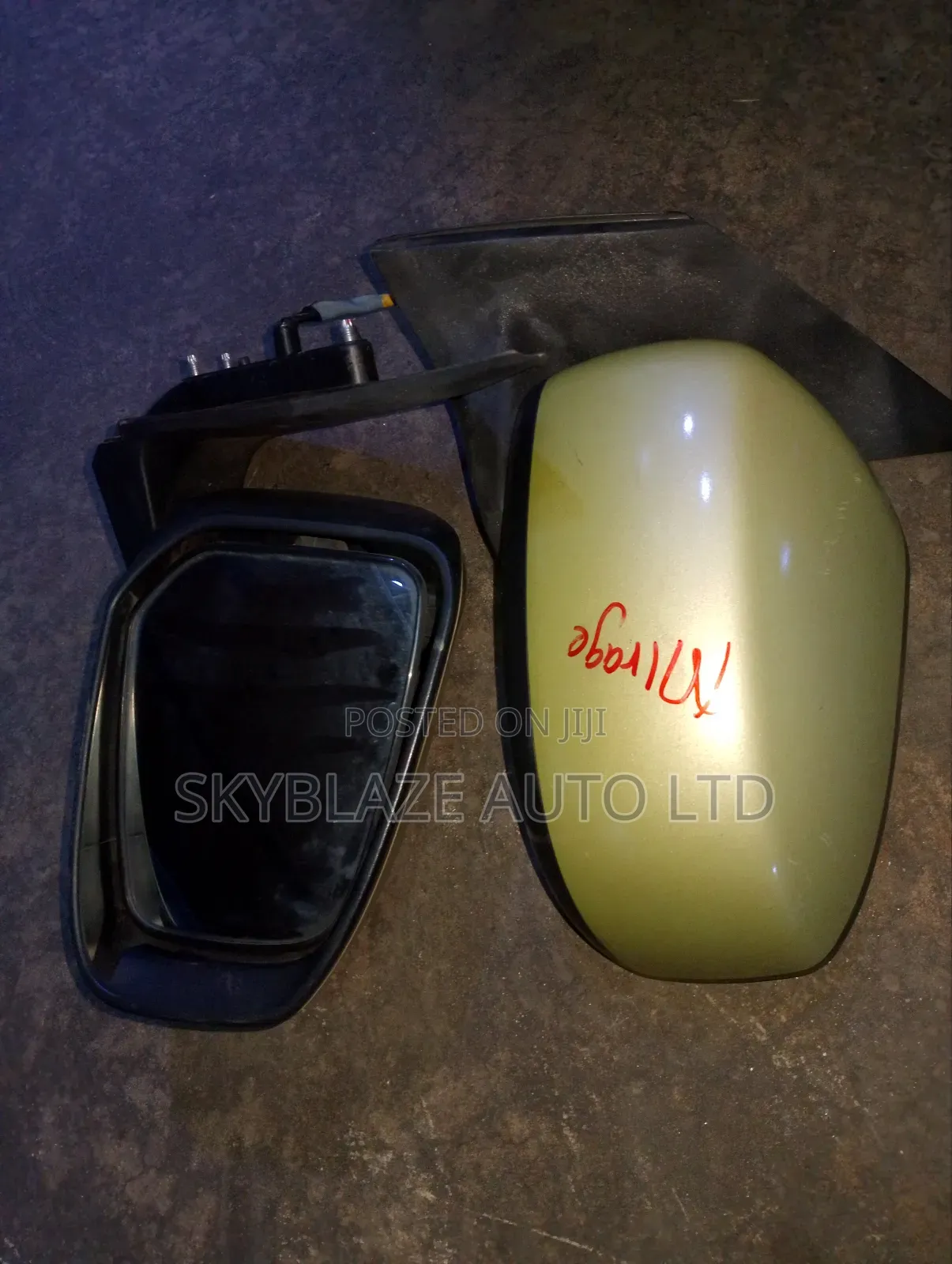 Mitsubishi Mirage Sidemirror