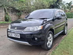 Mitsubishi Outlander SE 2011 Black