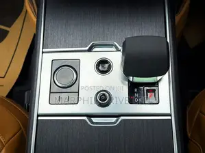 Land Rover Range Rover Evoque SE 2022 Gray