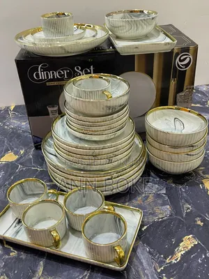 Marble Gold Dinner Set 
32 PCS Set 
6 Cups 
6 Saucers