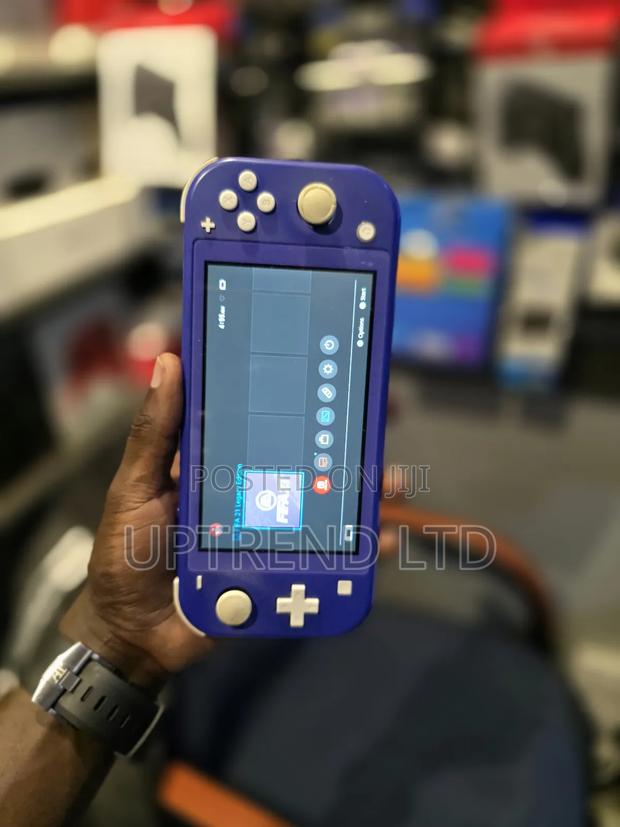 Blue Nintendo Switch Lite Pre Owned - thumbnail 4