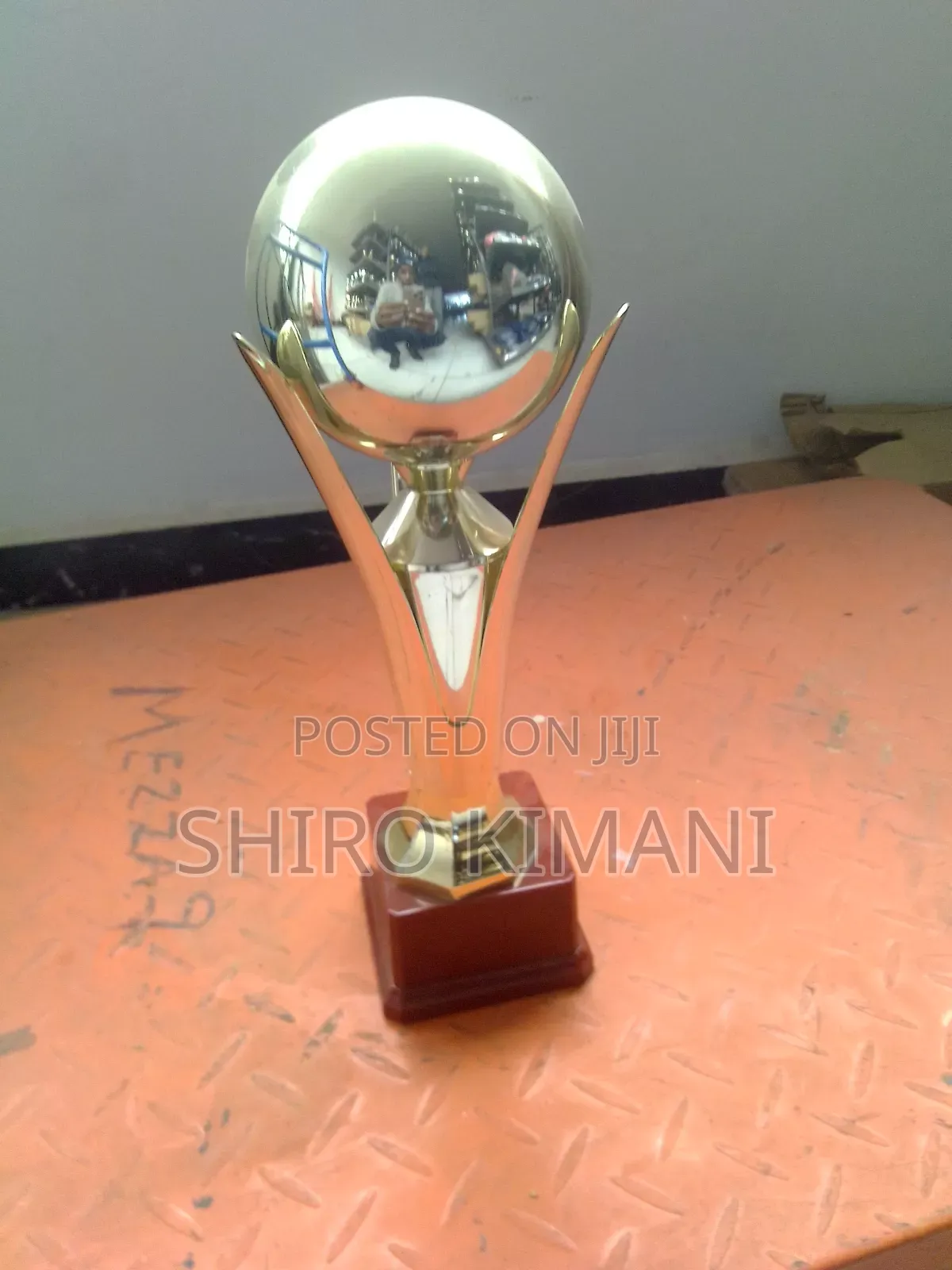 High-Quality Trophies for Sports, Schools Companies
