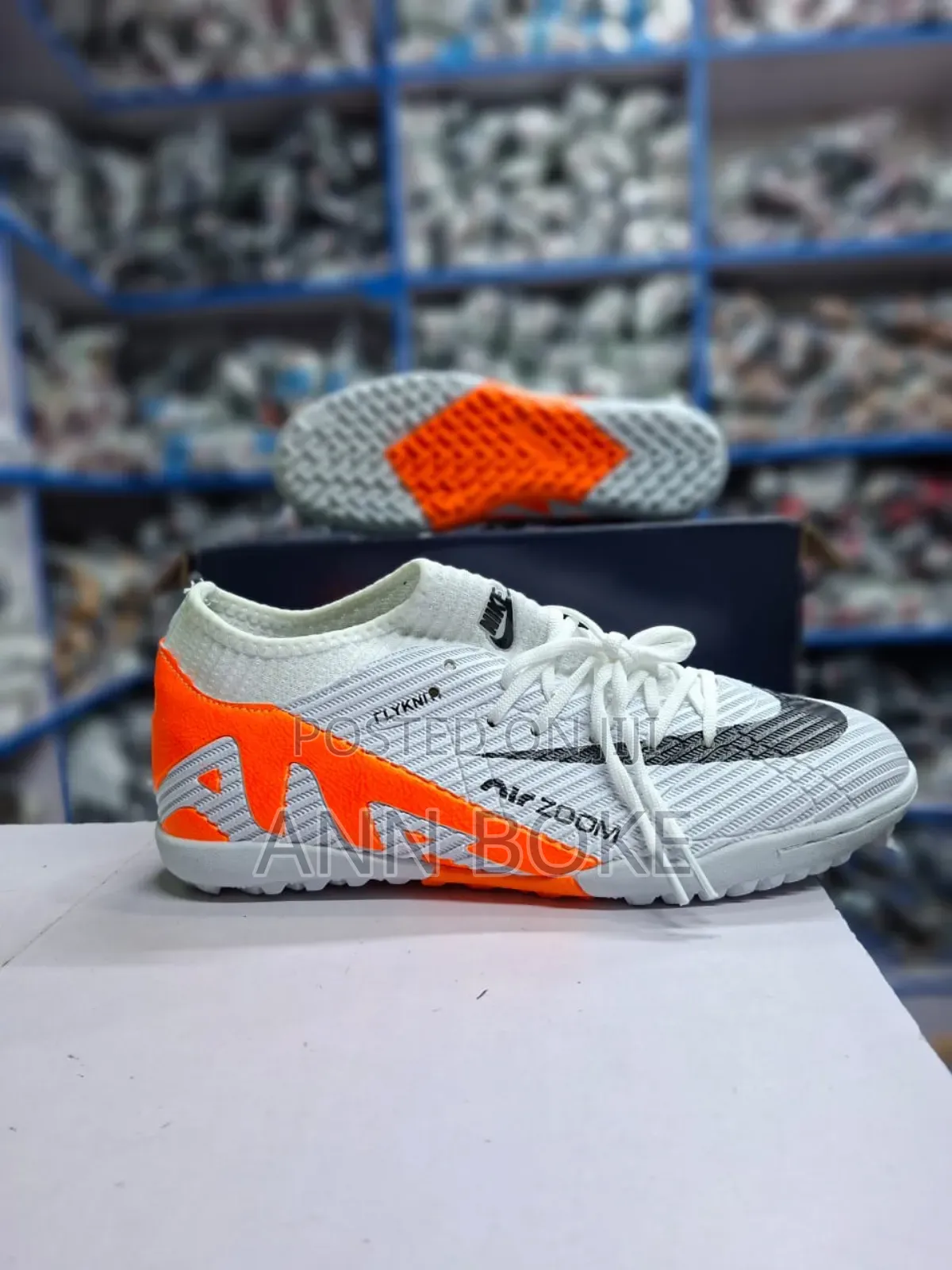 Air Zoom Boot Trainers
Sizes 39 - 43